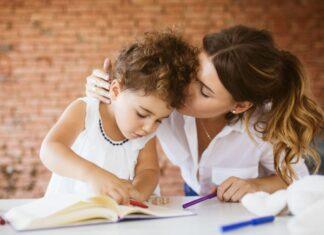 4Ways to Teach Your Kids the Difference Between Right and Wrong